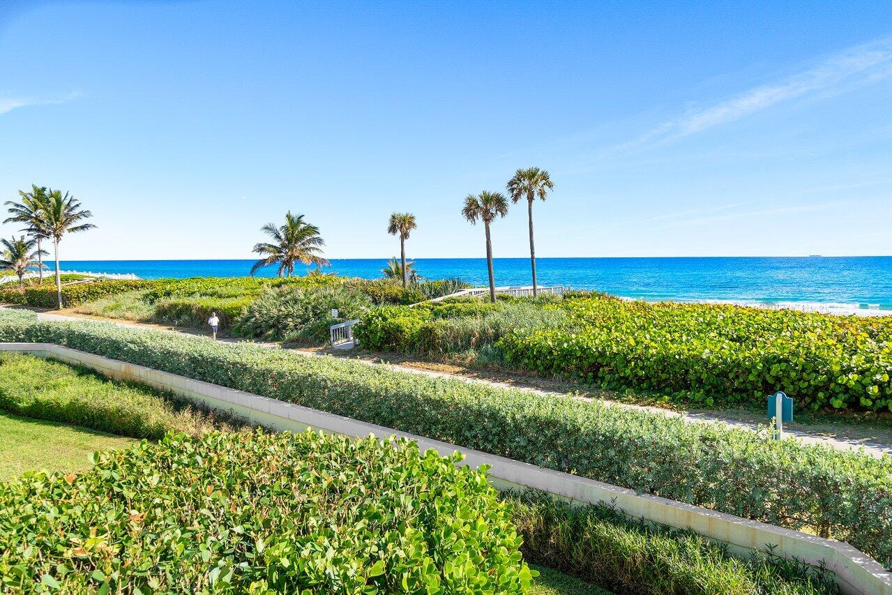 Property for Sale at 5111 N Ocean Boulevard B, Ocean Ridge, Palm Beach County, Florida - Bedrooms: 2 
Bathrooms: 2.5  - $2,695,000