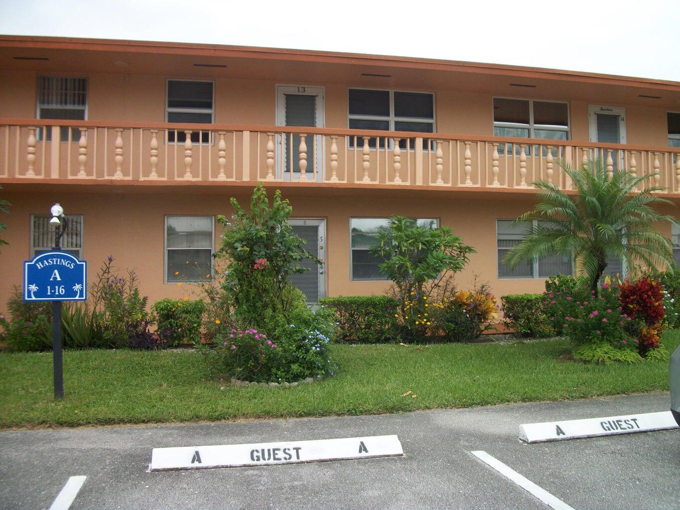 5 Hastings A, West Palm Beach, Palm Beach County, Florida - 4 Bedrooms  
3.5 Bathrooms - 