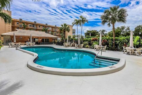 Tiny photo for 2145 Pierce Street #326, Hollywood, FL 33020 (MLS # RX-11126699)