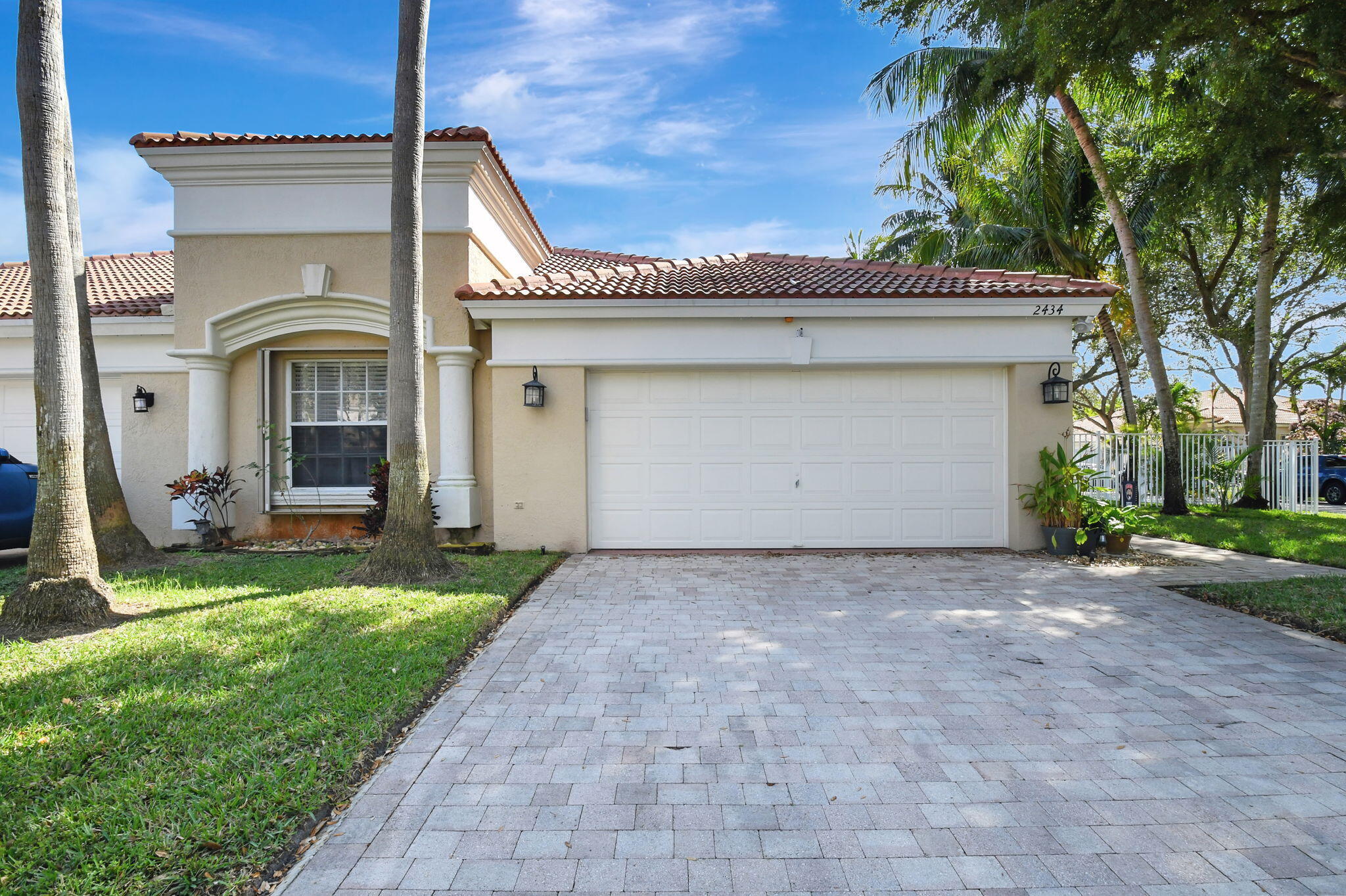 2434 Sandy Cay, West Palm Beach, Palm Beach County, Florida - 2 Bedrooms  
2 Bathrooms - 