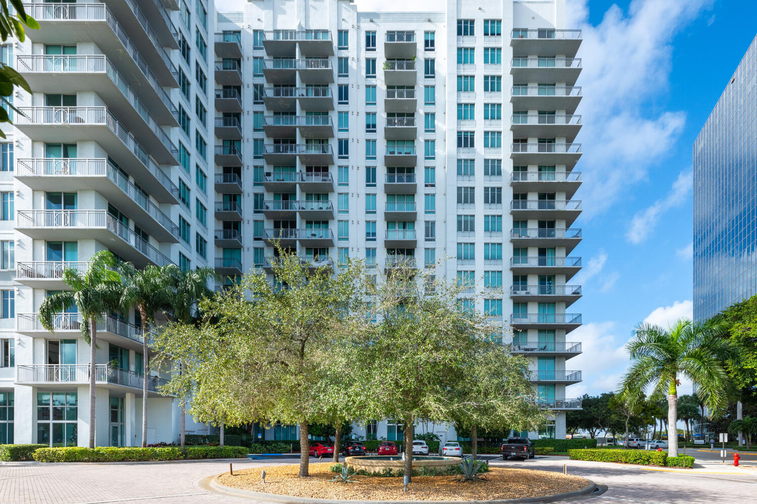 Property for Sale at 300 S Australian Avenue 126, West Palm Beach, Palm Beach County, Florida - Bedrooms: 2 
Bathrooms: 2.5  - $865,000