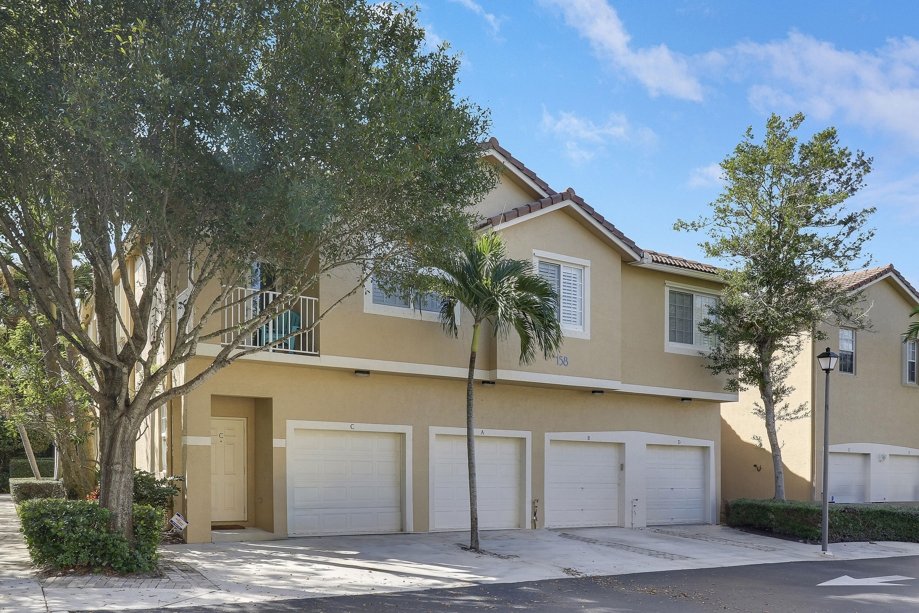 158 Village Boulevard B, Tequesta, Palm Beach County, Florida - 3 Bedrooms  
2 Bathrooms - 