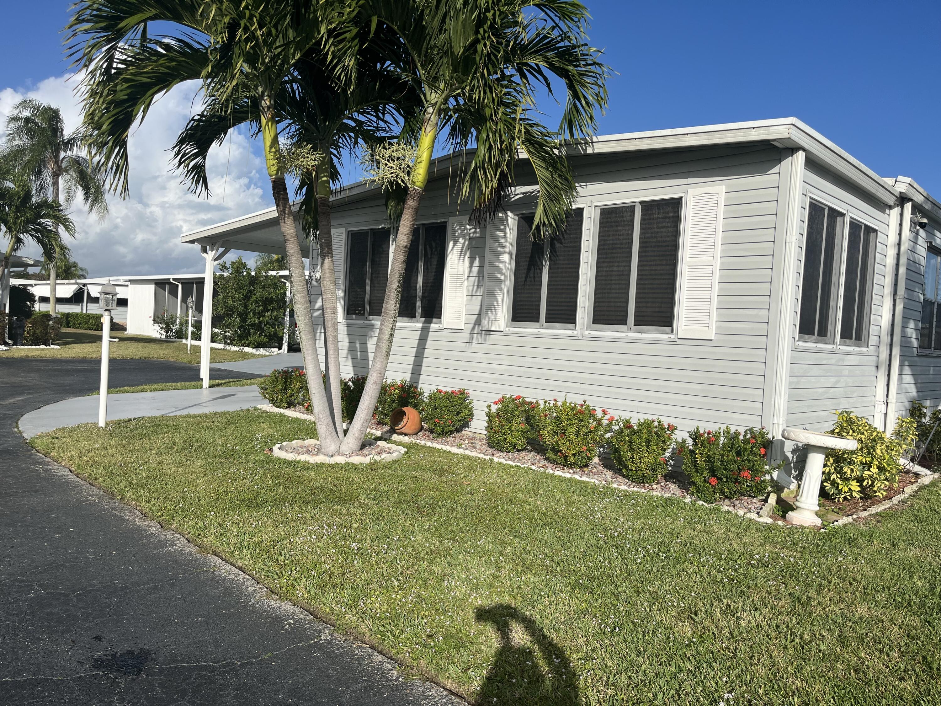 39004 Gayle Bay, Boynton Beach, Palm Beach County, Florida - 3 Bedrooms  
2 Bathrooms - 