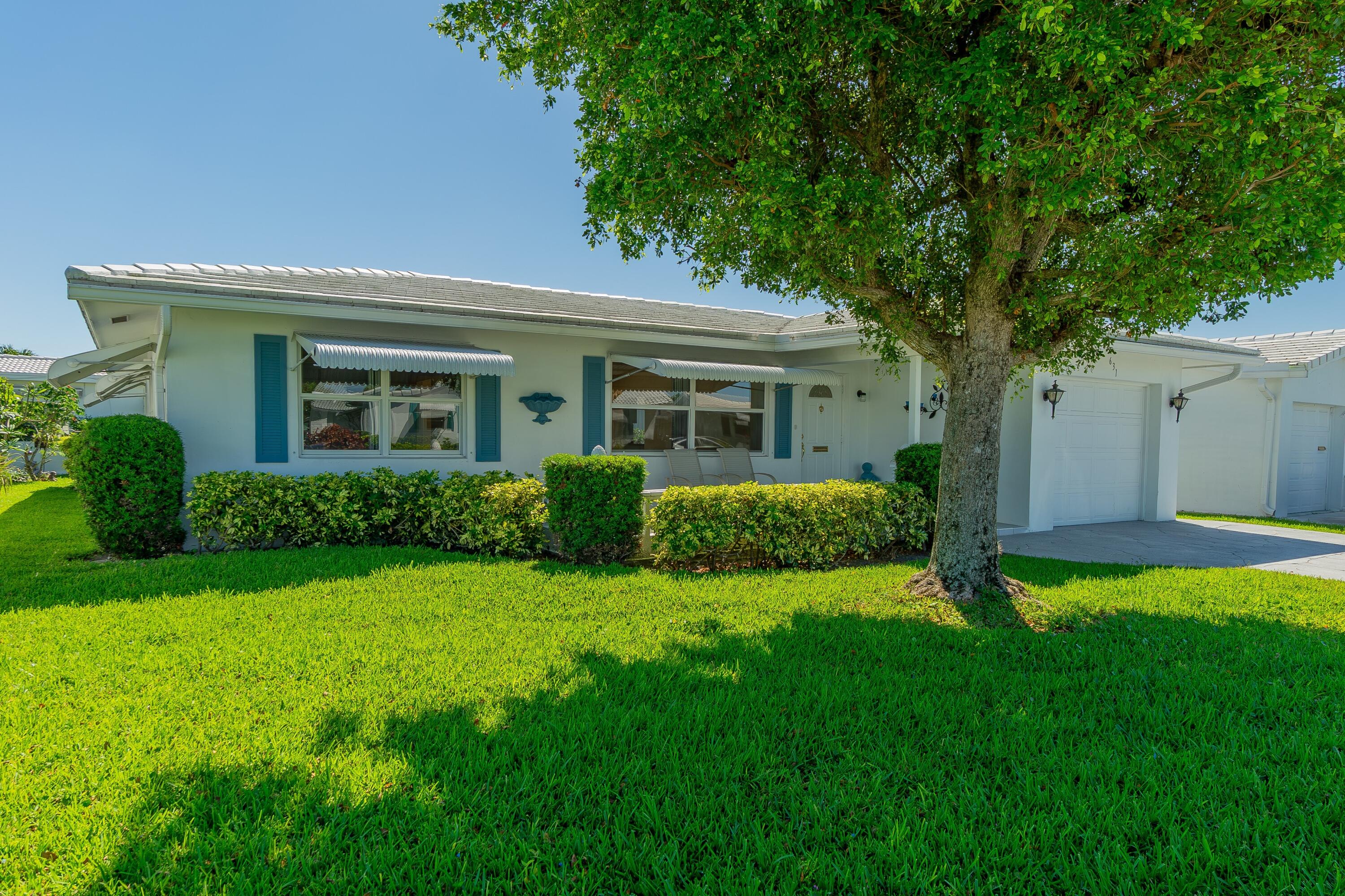 Property for Sale at 631 Sw 21st Circle, Boynton Beach, Palm Beach County, Florida - Bedrooms: 2 
Bathrooms: 2  - $280,000
