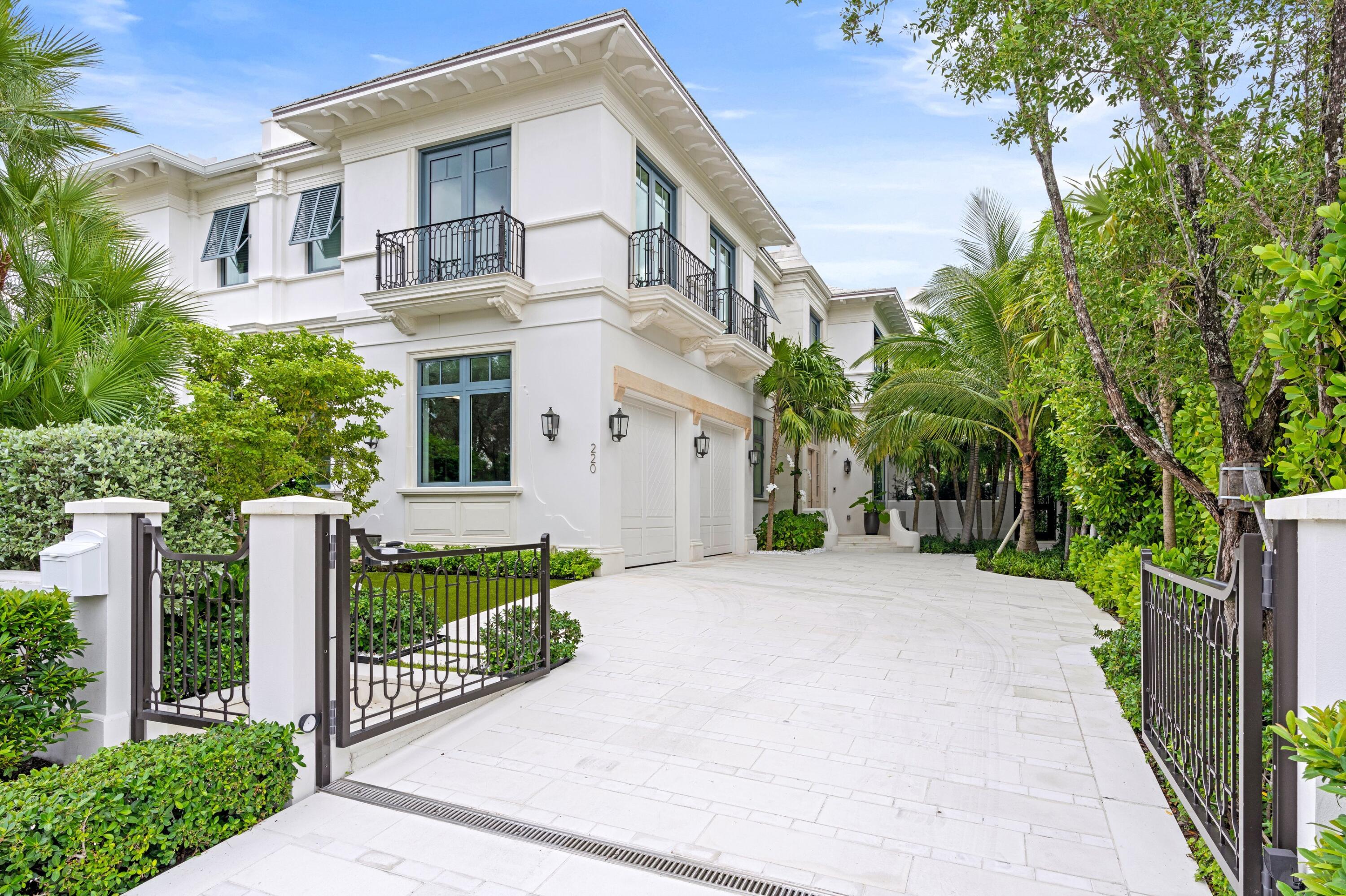 220 Brazilian Avenue West Unit, Palm Beach, Palm Beach County, Florida - 4 Bedrooms  
6.5 Bathrooms - 