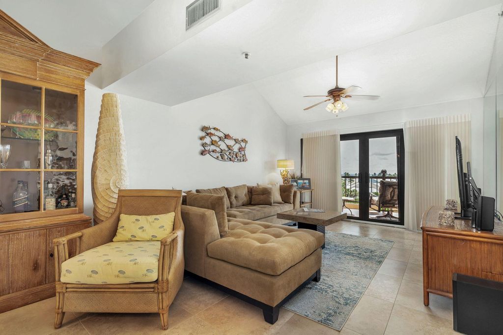 Photo of 101 Ocean Bluffs 5040 Boulevard #5040, Jupiter, FL 33477 (MLS # RX-11113588)