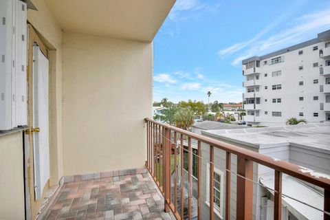 Tiny photo for 1750 Jefferson Street #305, Hollywood, FL 33020 (MLS # RX-11128489)