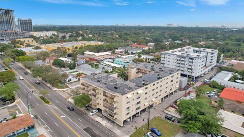 Tiny photo for 1750 Jefferson Street #305, Hollywood, FL 33020 (MLS # RX-11128489)