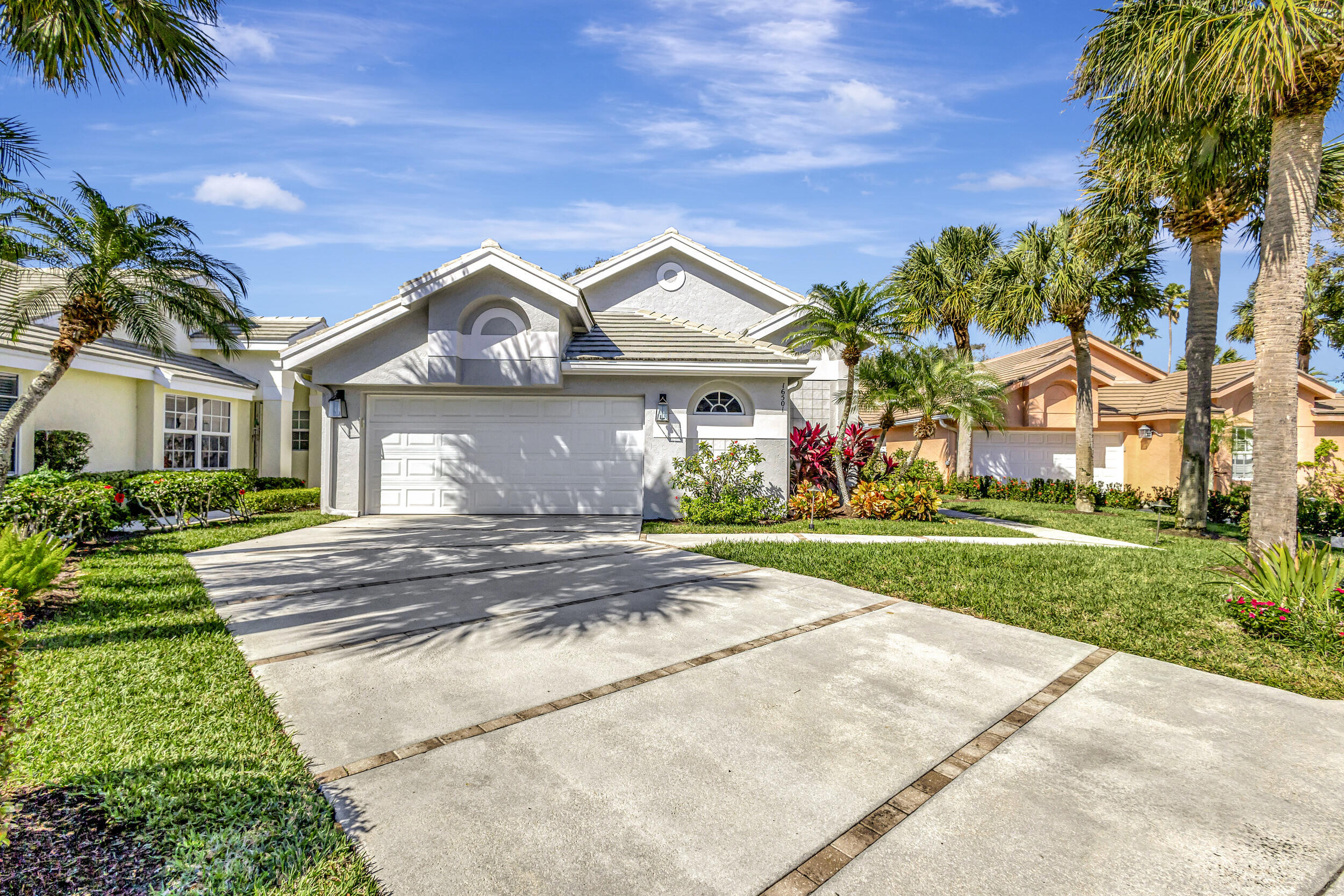 16501 Riverwind Drive, Jupiter, Palm Beach County, Florida - 3 Bedrooms  
2.5 Bathrooms - 