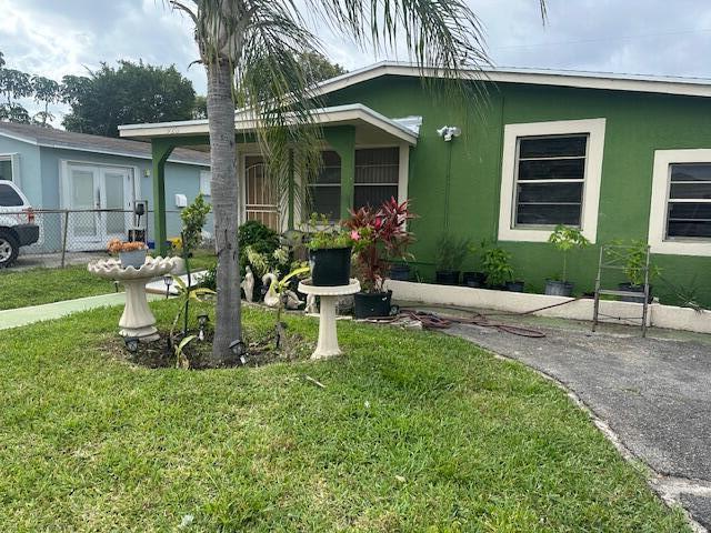 Property for Sale at 925 W 3rd Street, Riviera Beach, Palm Beach County, Florida - Bedrooms: 3 
Bathrooms: 1  - $319,999