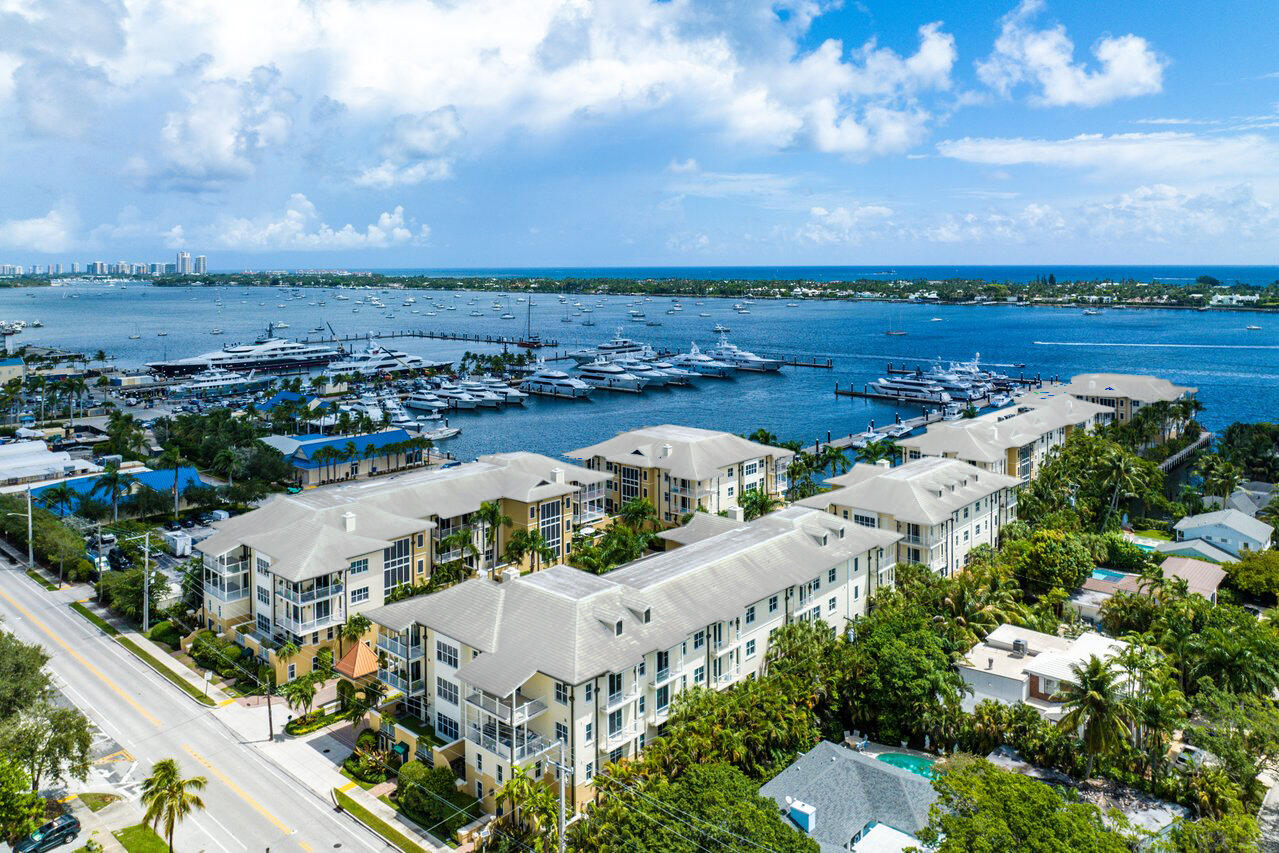 Property for Sale at 3940 N Flagler 303 Drive 303, West Palm Beach, Palm Beach County, Florida - Bedrooms: 2 
Bathrooms: 2.5  - $799,900