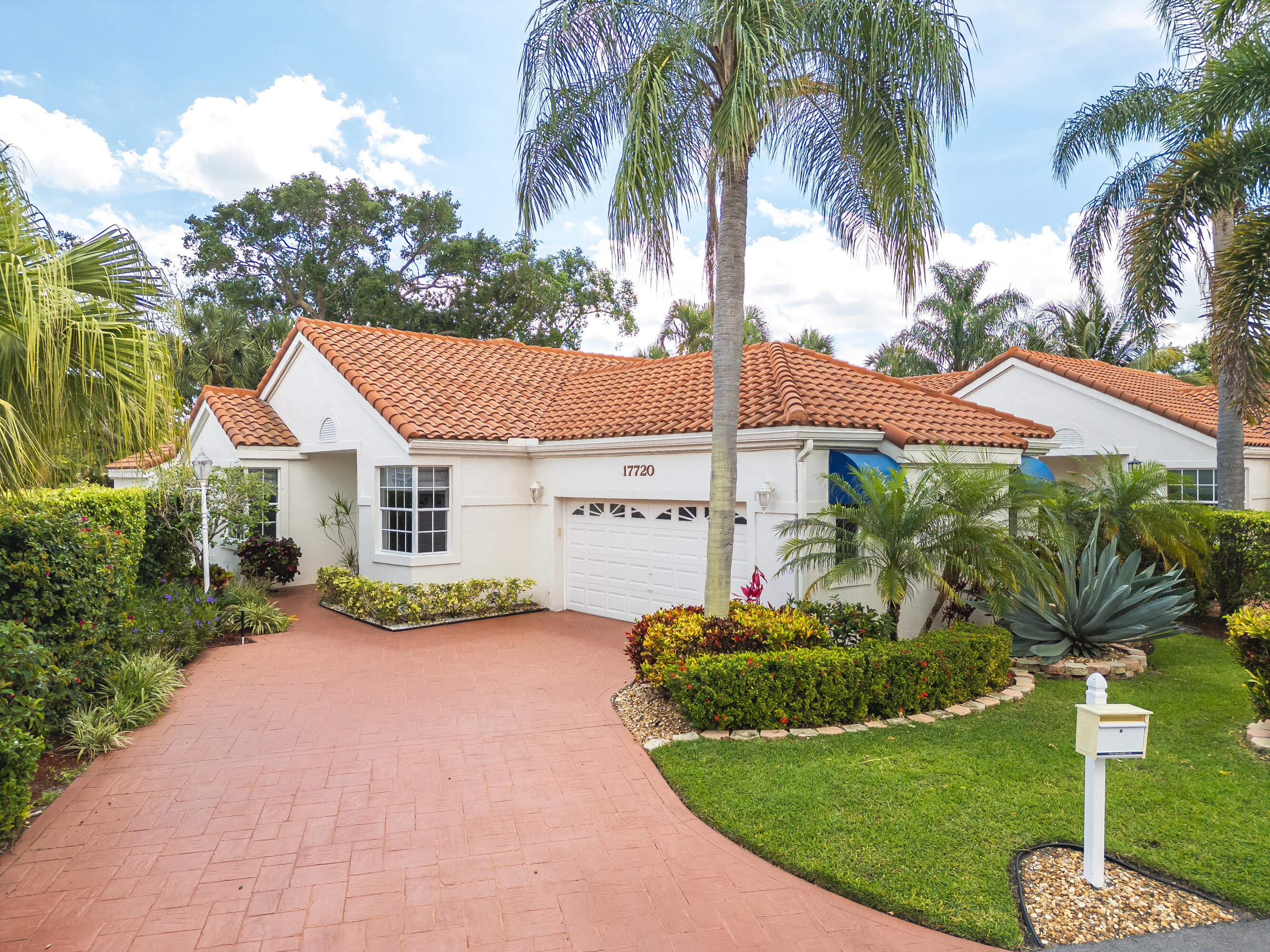 17720 Candlewood Ter Terrace, Boca Raton, Palm Beach County, Florida - 3 Bedrooms  
2 Bathrooms - 