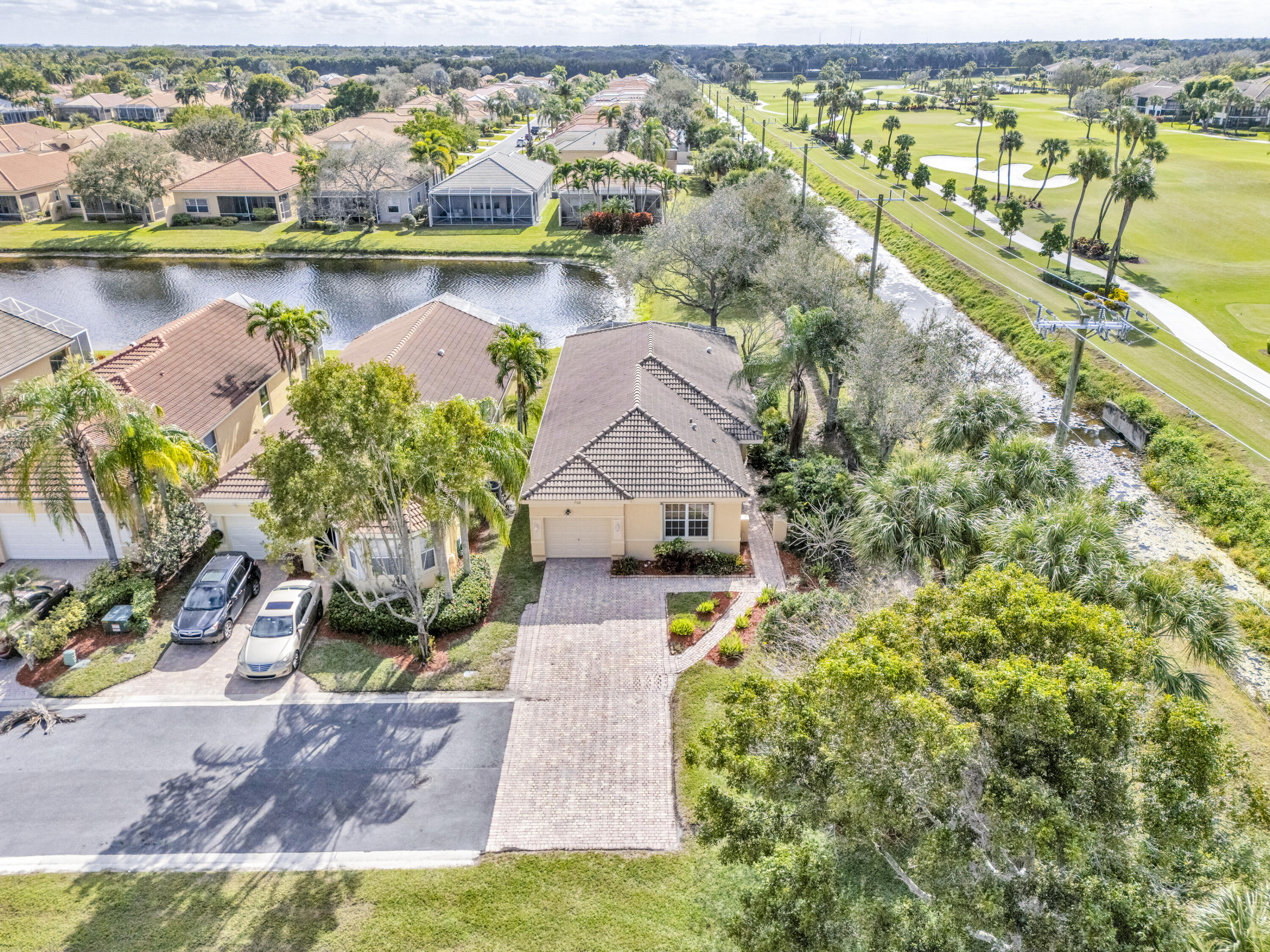 7168 Cataluna Circle, Delray Beach, Palm Beach County, Florida - 3 Bedrooms  
2 Bathrooms - 