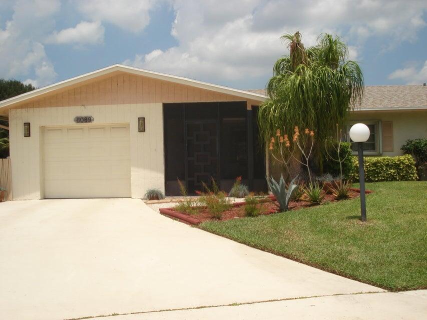 Property for Sale at 6089 Via Diana, Delray Beach, Palm Beach County, Florida - Bedrooms: 2 
Bathrooms: 2  - $369,000