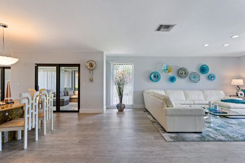 Tiny photo for 21188 Juego Circle #17-A, Boca Raton, FL 33433 (MLS # RX-11091386)