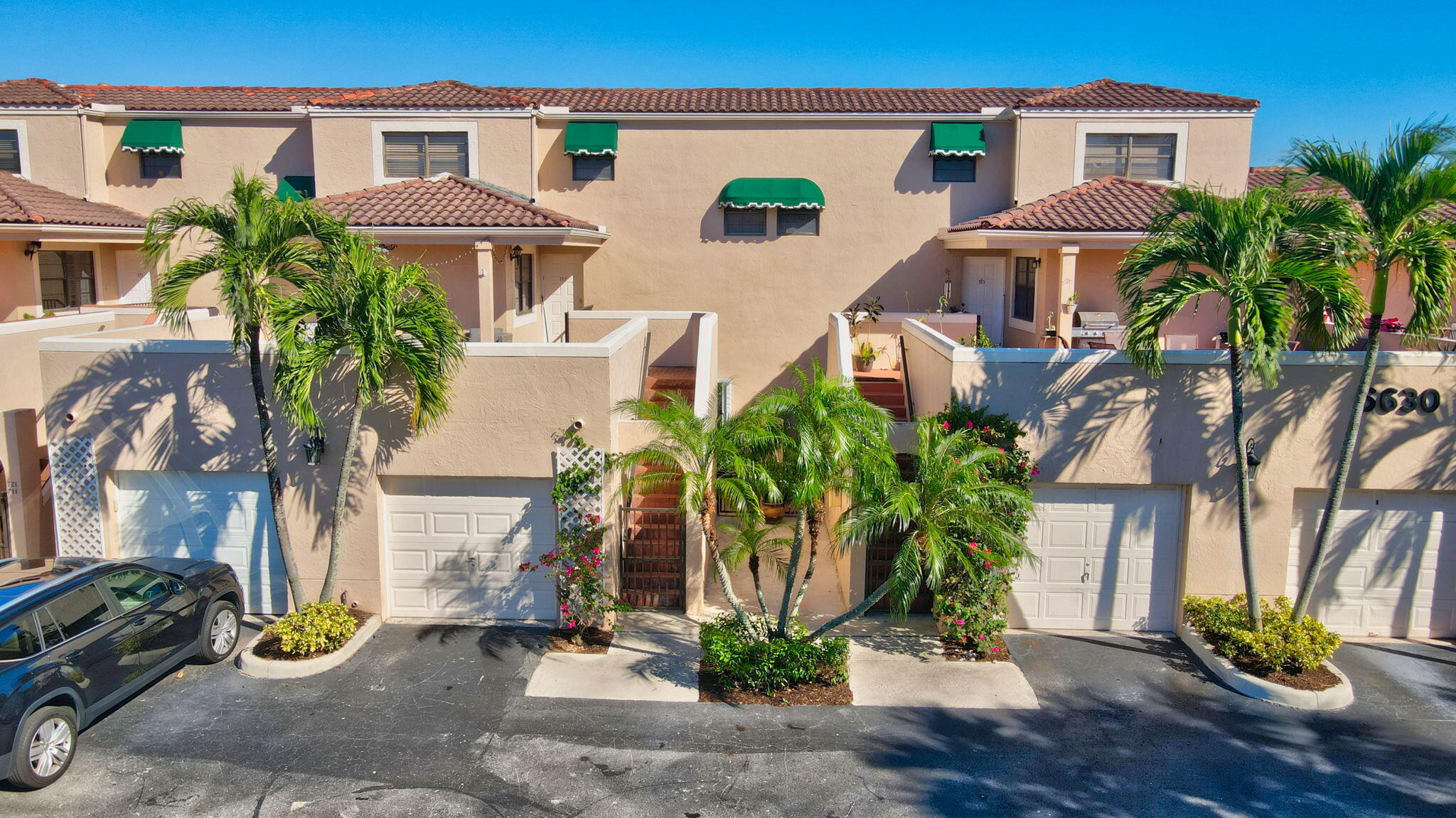 6630 Villa Sonrisa Drive 712, Boca Raton, Palm Beach County, Florida - 2 Bedrooms  
2 Bathrooms - 