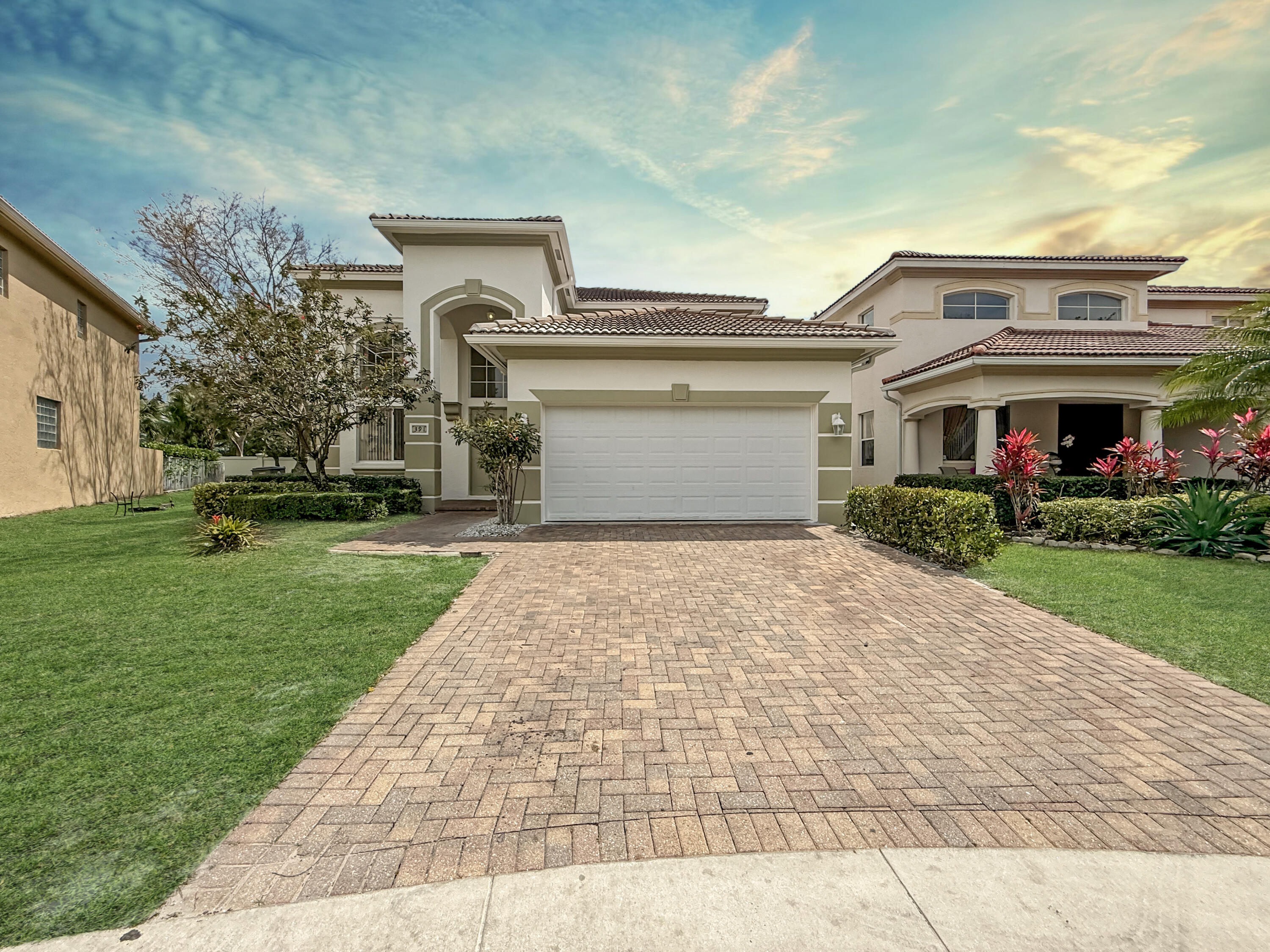 Property for Sale at 391 Gazetta Way, West Palm Beach, Palm Beach County, Florida - Bedrooms: 5 
Bathrooms: 2.5  - $575,000