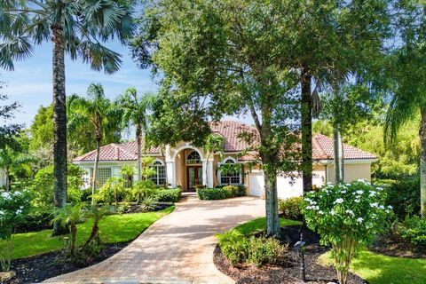 Photo of 911 Forest Glen Lane, Wellington, FL 33414 (MLS # RX-11119112)