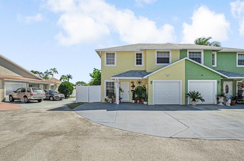 10293 Boynton Place Circle, Boynton Beach, Palm Beach County, Florida - 3 Bedrooms  
2.5 Bathrooms - 