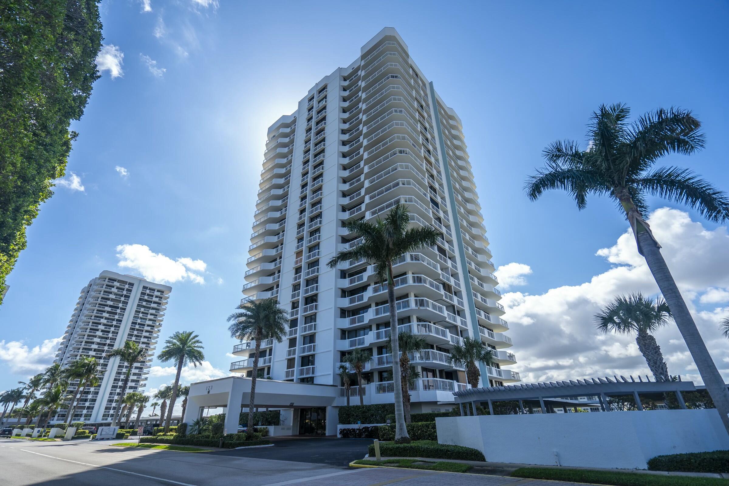 Property for Sale at 123 Lakeshore Drive 745, North Palm Beach, Miami-Dade County, Florida - Bedrooms: 2 
Bathrooms: 2  - $440,000