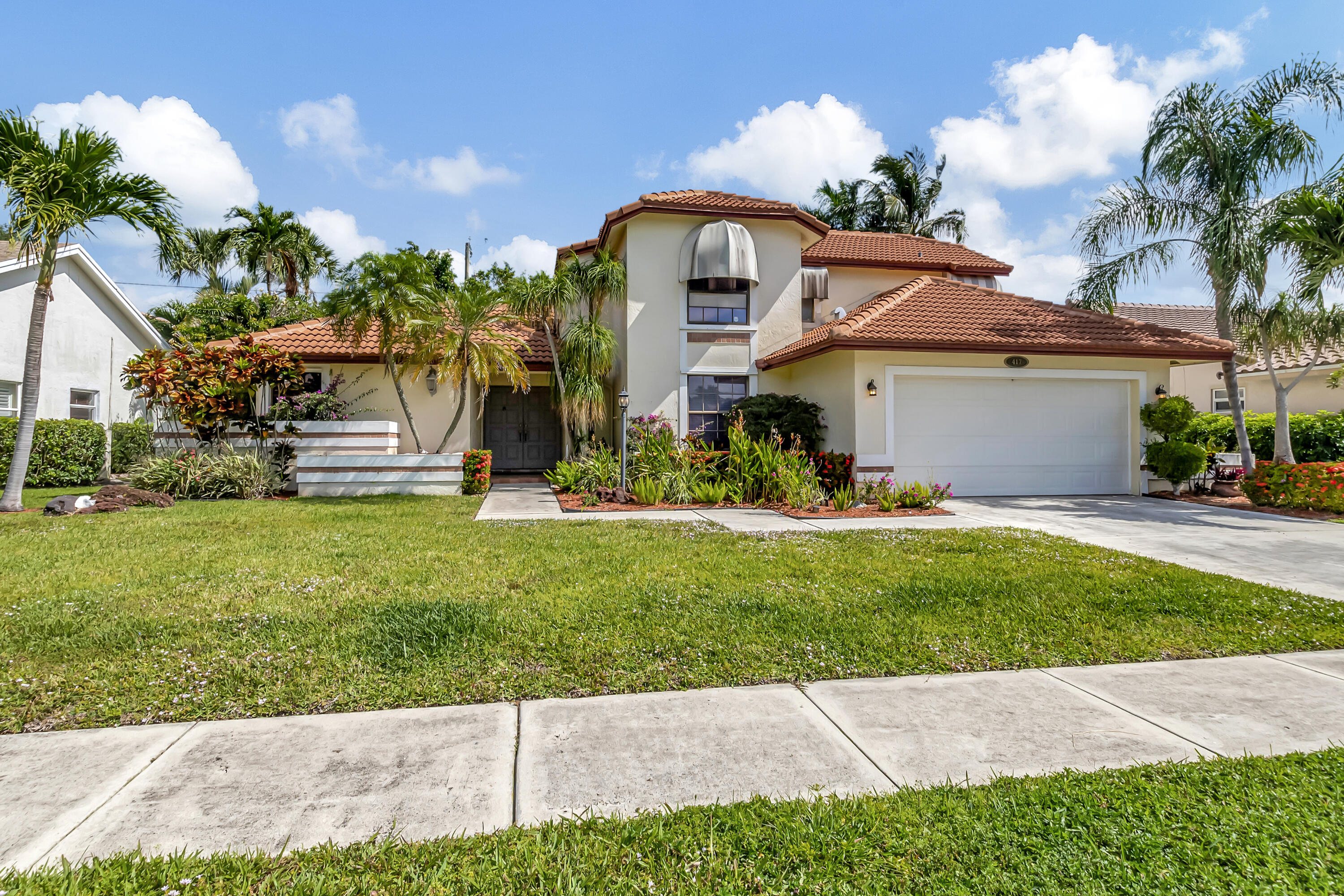 Property for Sale at 417 Mohawk Lane, Boca Raton, Palm Beach County, Florida - Bedrooms: 4 
Bathrooms: 3.5  - $1,100,000
