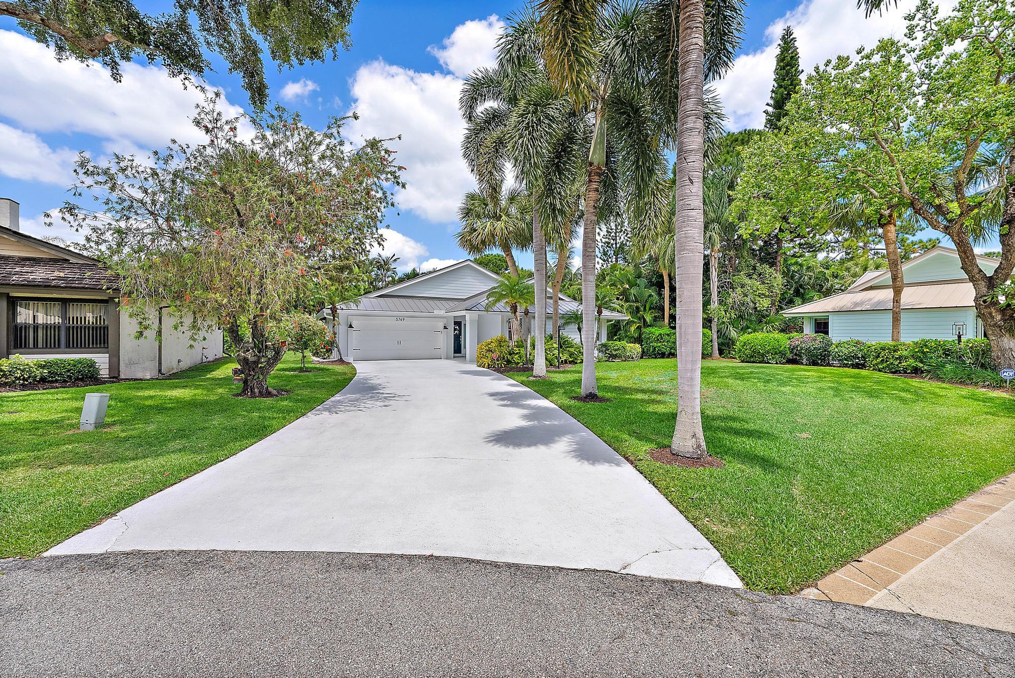 Property for Sale at 5749 Turnwood Court, Jupiter, Palm Beach County, Florida - Bedrooms: 3 
Bathrooms: 2  - $799,000