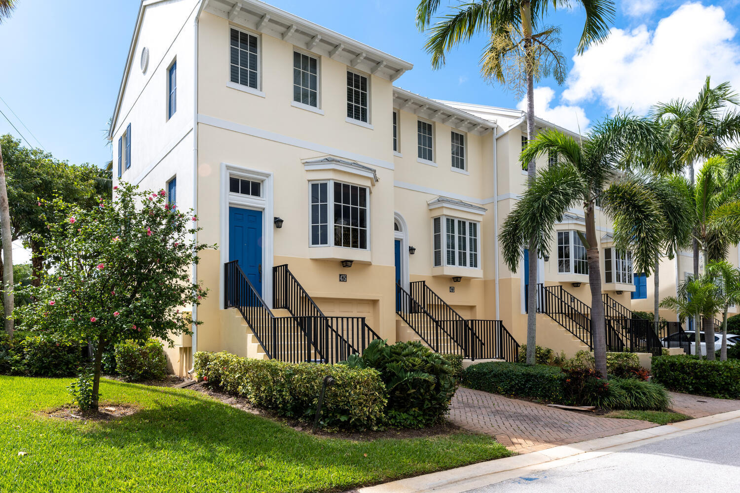 Property for Sale at 475 Juno Dunes Way, Juno Beach, Palm Beach County, Florida - Bedrooms: 2 
Bathrooms: 2.5  - $715,000