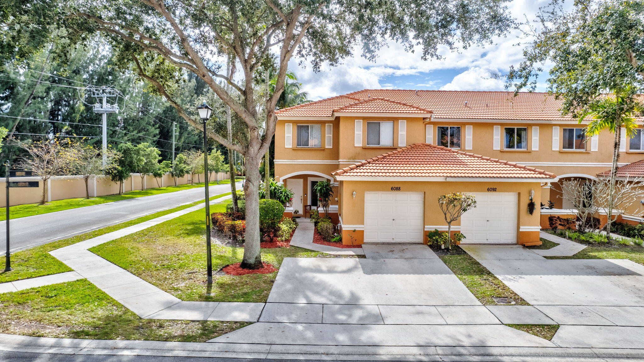 6088 Eaton Street, West Palm Beach, Palm Beach County, Florida - 3 Bedrooms  
2.5 Bathrooms - 