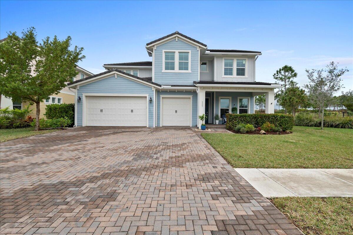 Property for Sale at 1177 Wandering Willow Way, Loxahatchee, Palm Beach County, Florida - Bedrooms: 6 
Bathrooms: 4  - $780,000