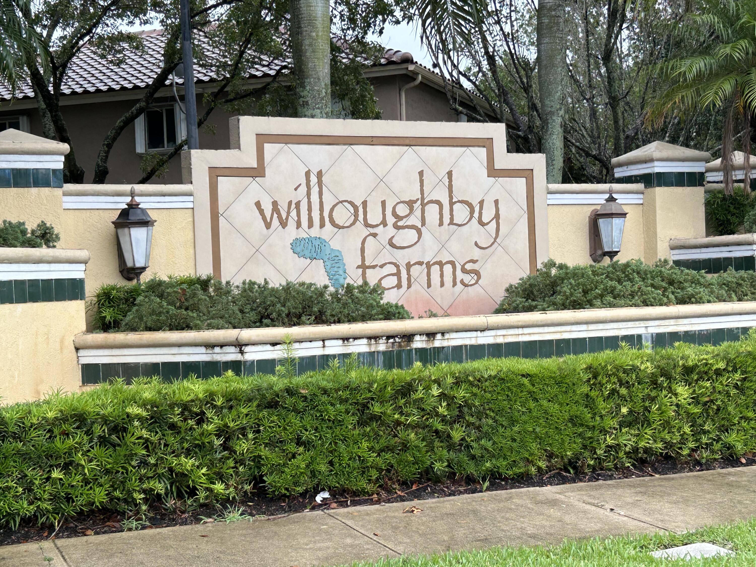 6105 Willoughby Circle, Lake Worth, Palm Beach County, Florida - 3 Bedrooms  
2.5 Bathrooms - 