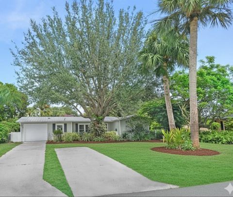 Photo of 338 SW Winnachee Drive, Stuart, FL 34994 (MLS # RX-11125843)
