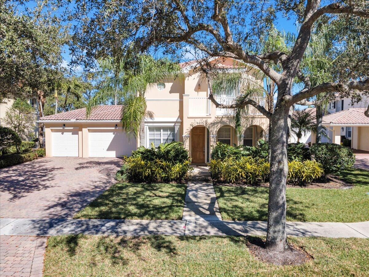 Property for Sale at 8427 Arima Lane, Wellington, Palm Beach County, Florida - Bedrooms: 5 
Bathrooms: 3.5  - $915,000