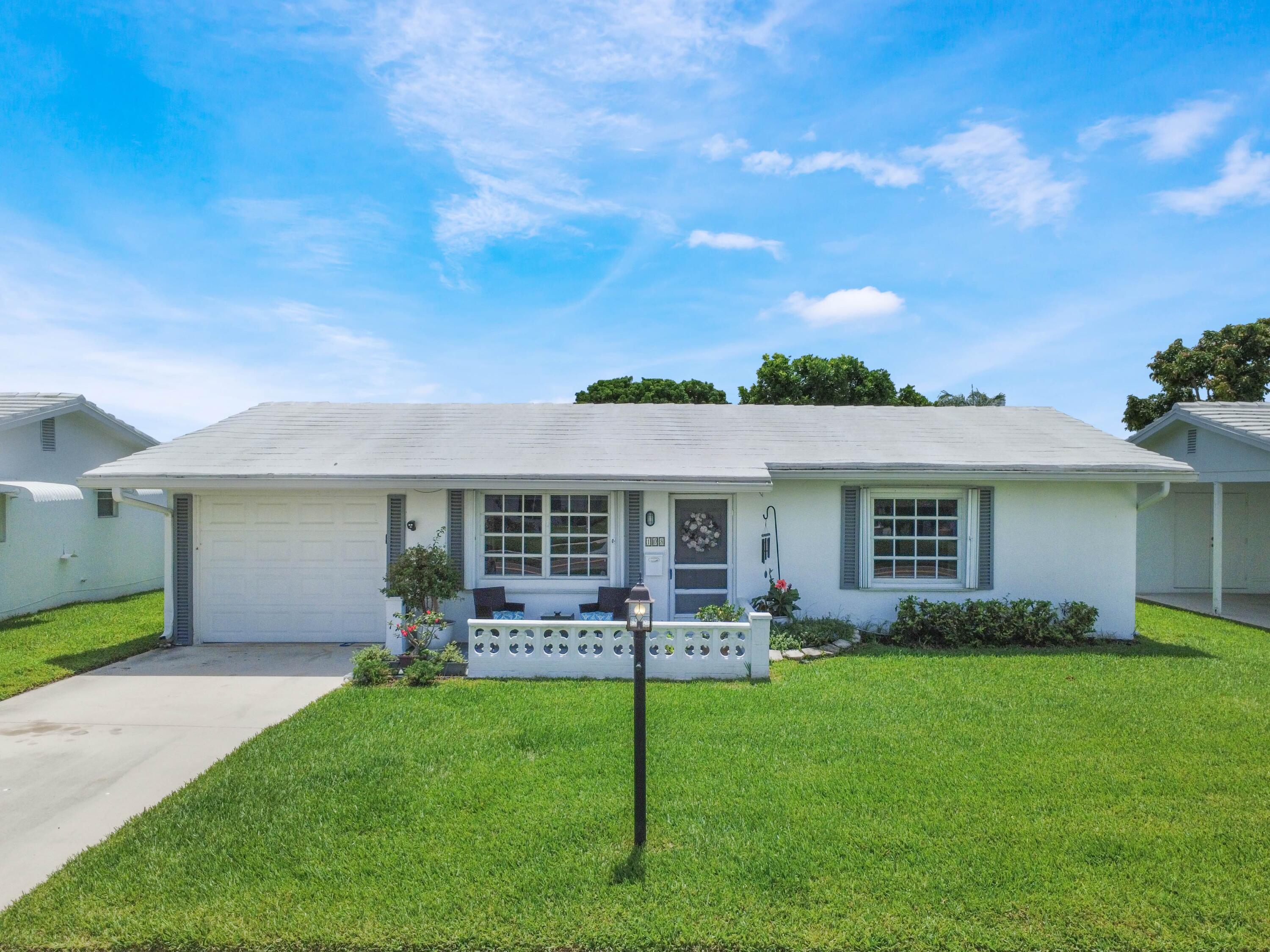 108 Sw 18 Street, Boynton Beach, Palm Beach County, Florida - 2 Bedrooms  
2 Bathrooms - 