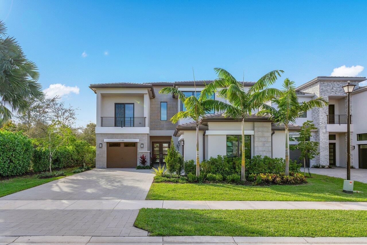 17185 Ludovica Lane, Boca Raton, Palm Beach County, Florida - 6 Bedrooms  
6.5 Bathrooms - 