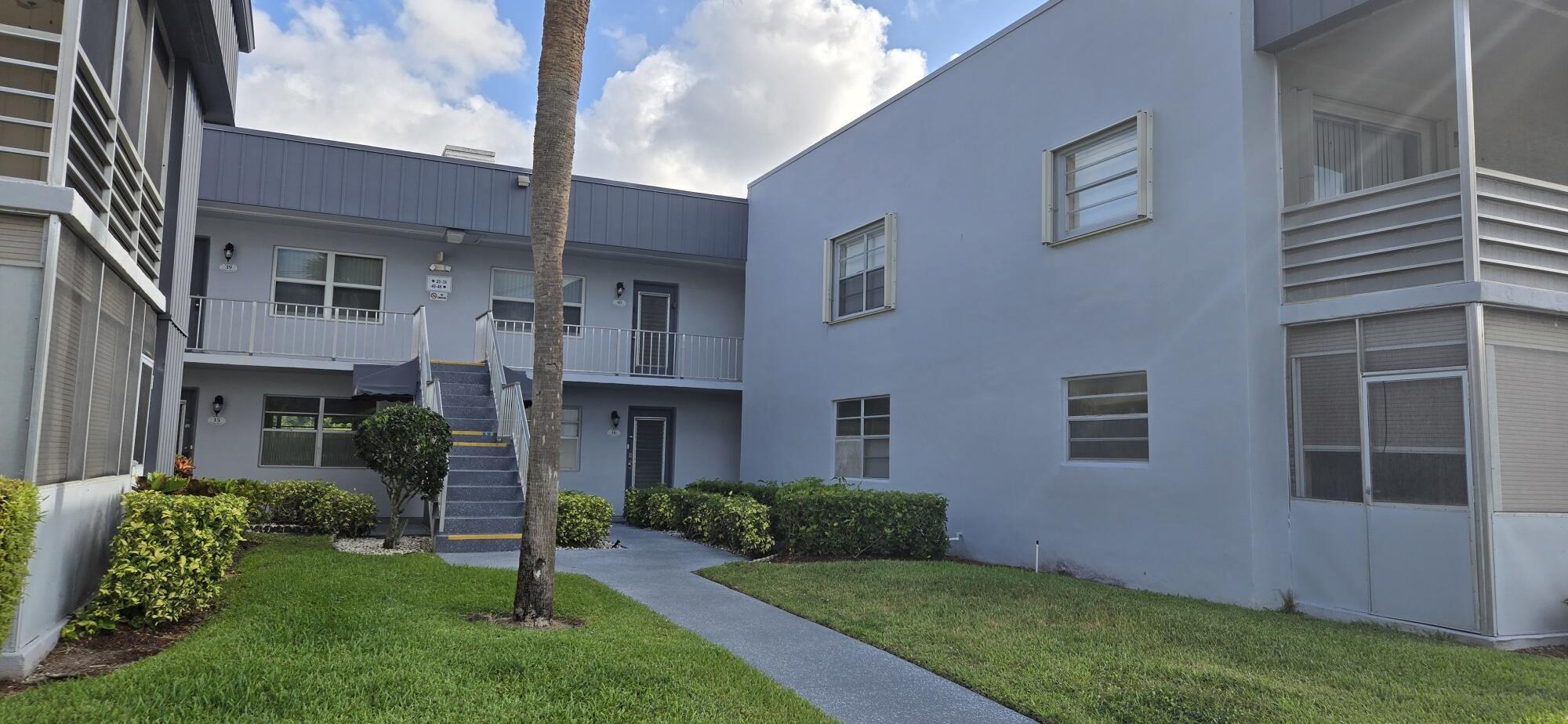Property for Sale at 43 Burgundy A, Delray Beach, Palm Beach County, Florida - Bedrooms: 2 
Bathrooms: 2  - $129,900