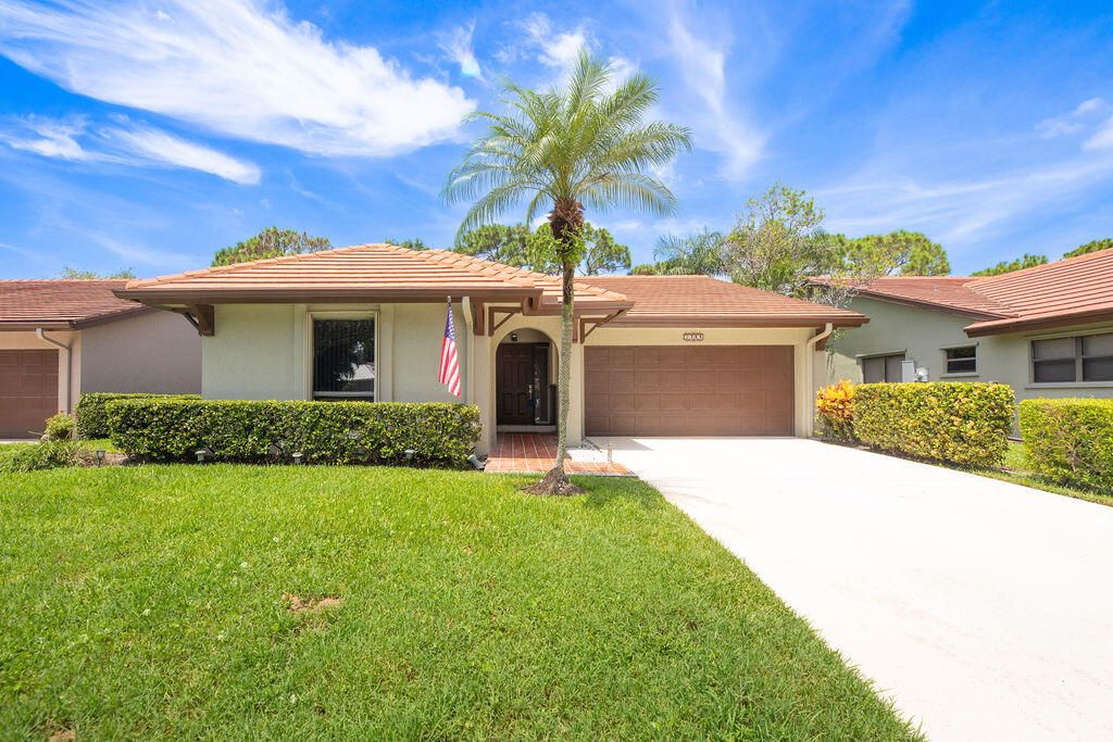 Photo of 2784 SW Willowood Circle, Palm City, FL 34990 (MLS # RX-11105491)