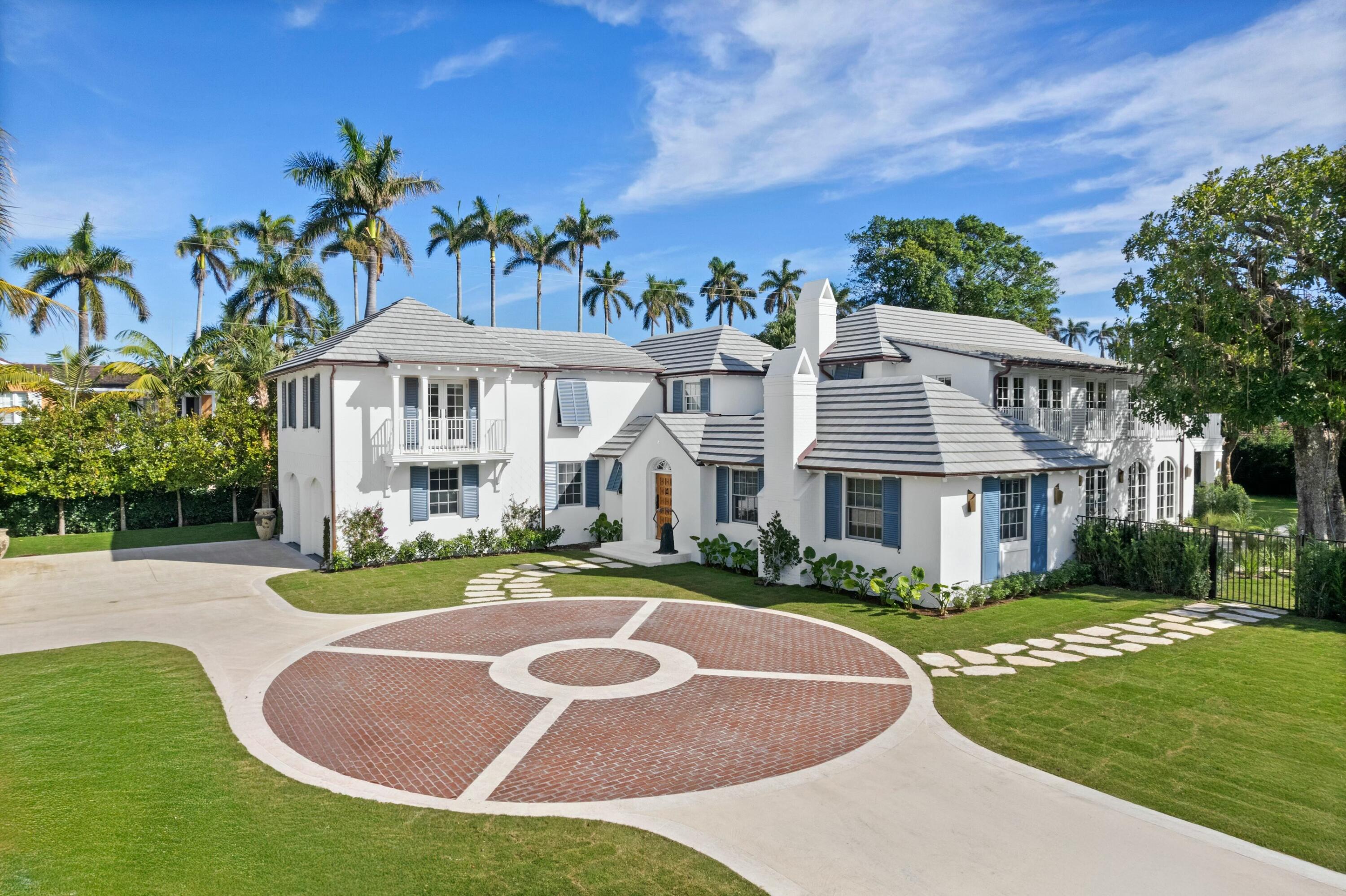 239 Emerald Lane, Palm Beach, Palm Beach County, Florida - 6 Bedrooms  
9.5 Bathrooms - 