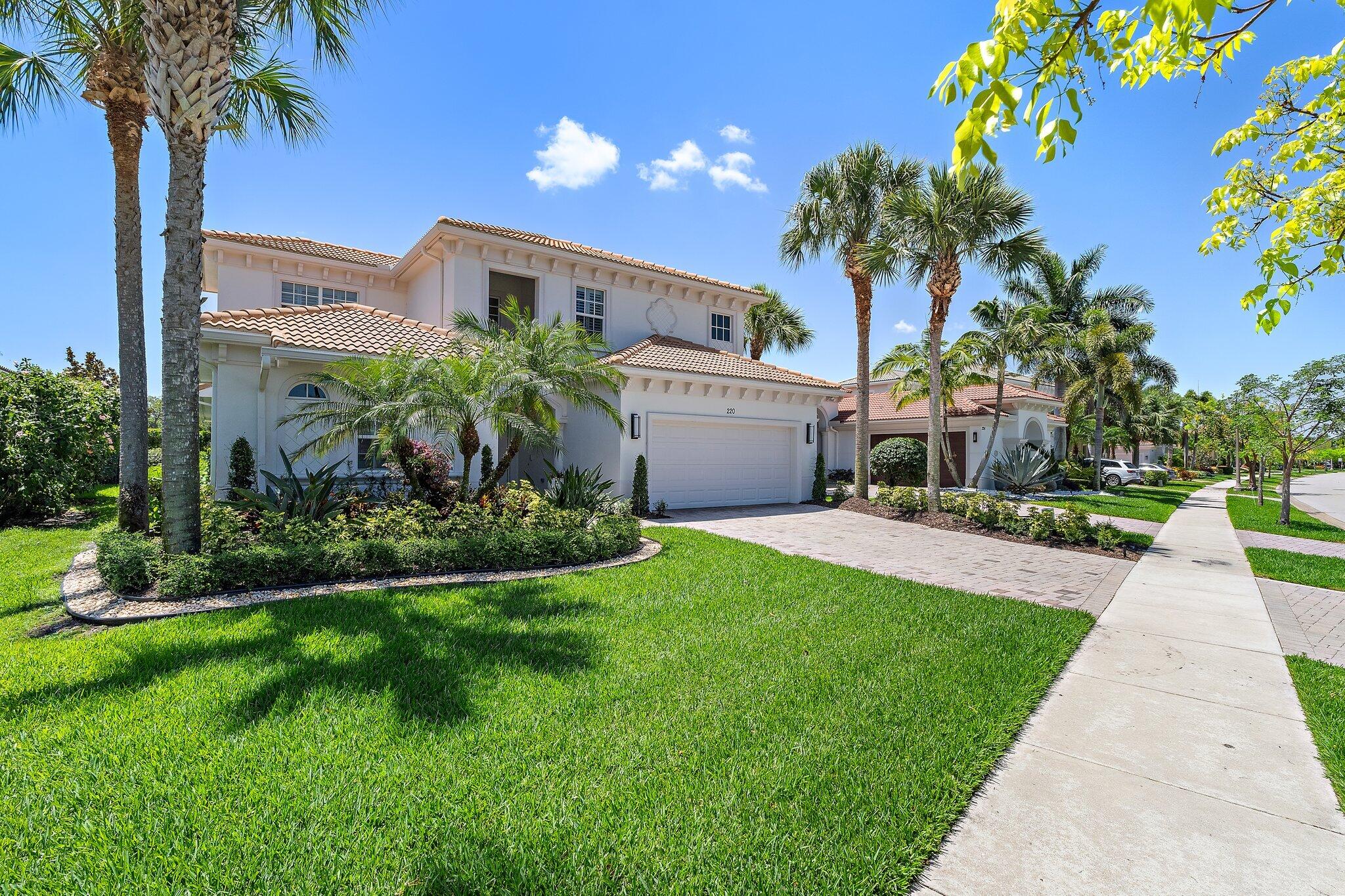 220 Carina Drive, Jupiter, Palm Beach County, Florida - 4 Bedrooms  
3.5 Bathrooms - 