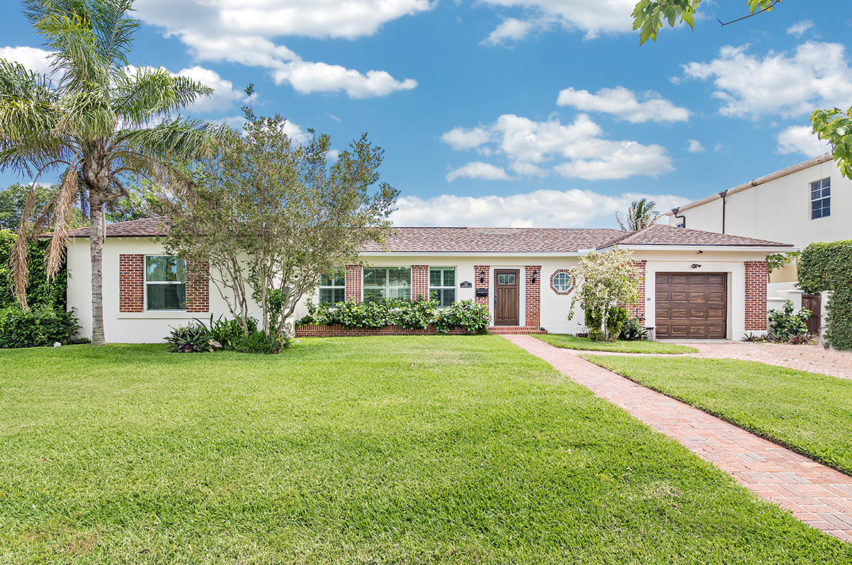 Photo 1 of 224 Bloomfield Drive, West Palm Beach, Florida, $724,000, Web #: 10334739