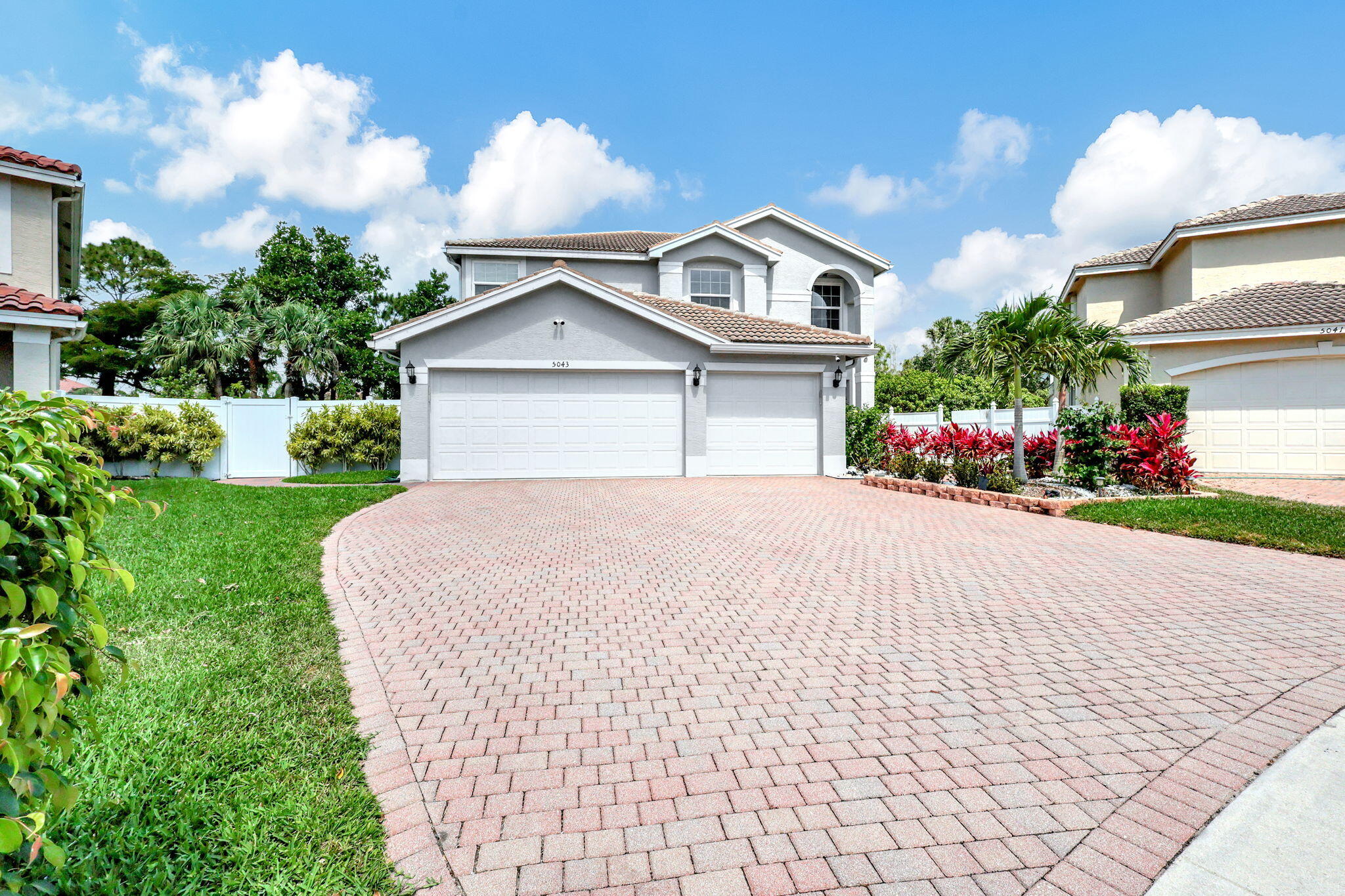 Property for Sale at 5043 Solar Point Drive, Greenacres, Palm Beach County, Florida - Bedrooms: 5 
Bathrooms: 3  - $695,000