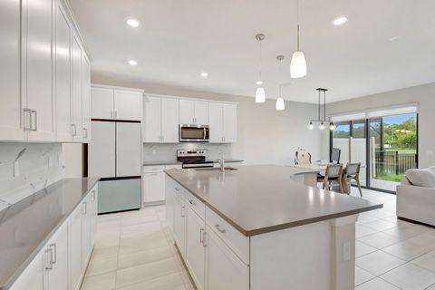 Tiny photo for 2138 Appleton Circle S, Oakland Park, FL 33309 (MLS # RX-11104395)