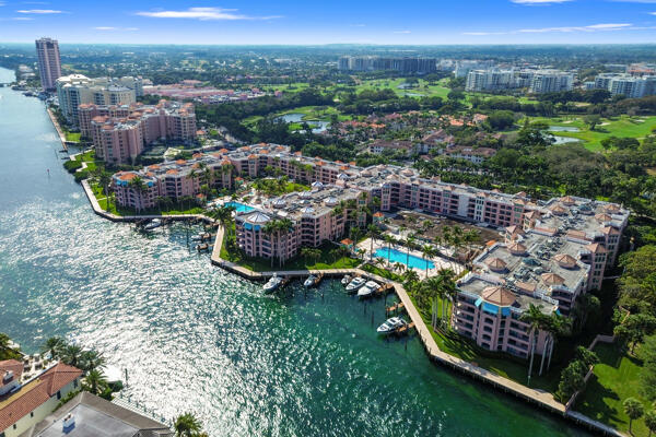 Property for Sale at 140 Se 5th Avenue 440, Boca Raton, Palm Beach County, Florida - Bedrooms: 2 
Bathrooms: 2  - $897,000