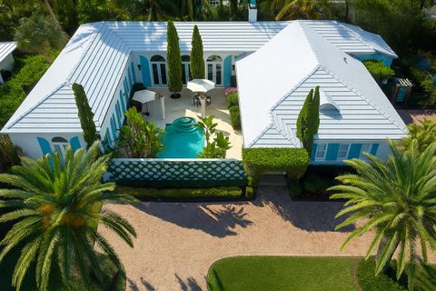 Photo of 2258 Ibis Isle Road E, Palm Beach, FL 33480 (MLS # RX-11098839)