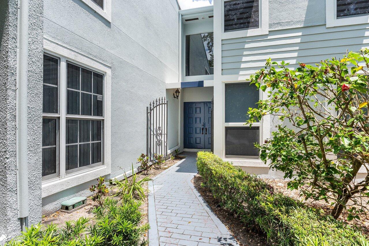 Property for Sale at 6157 Old Court Road Rd 225, Boca Raton, Palm Beach County, Florida - Bedrooms: 3 
Bathrooms: 2  - $360,000