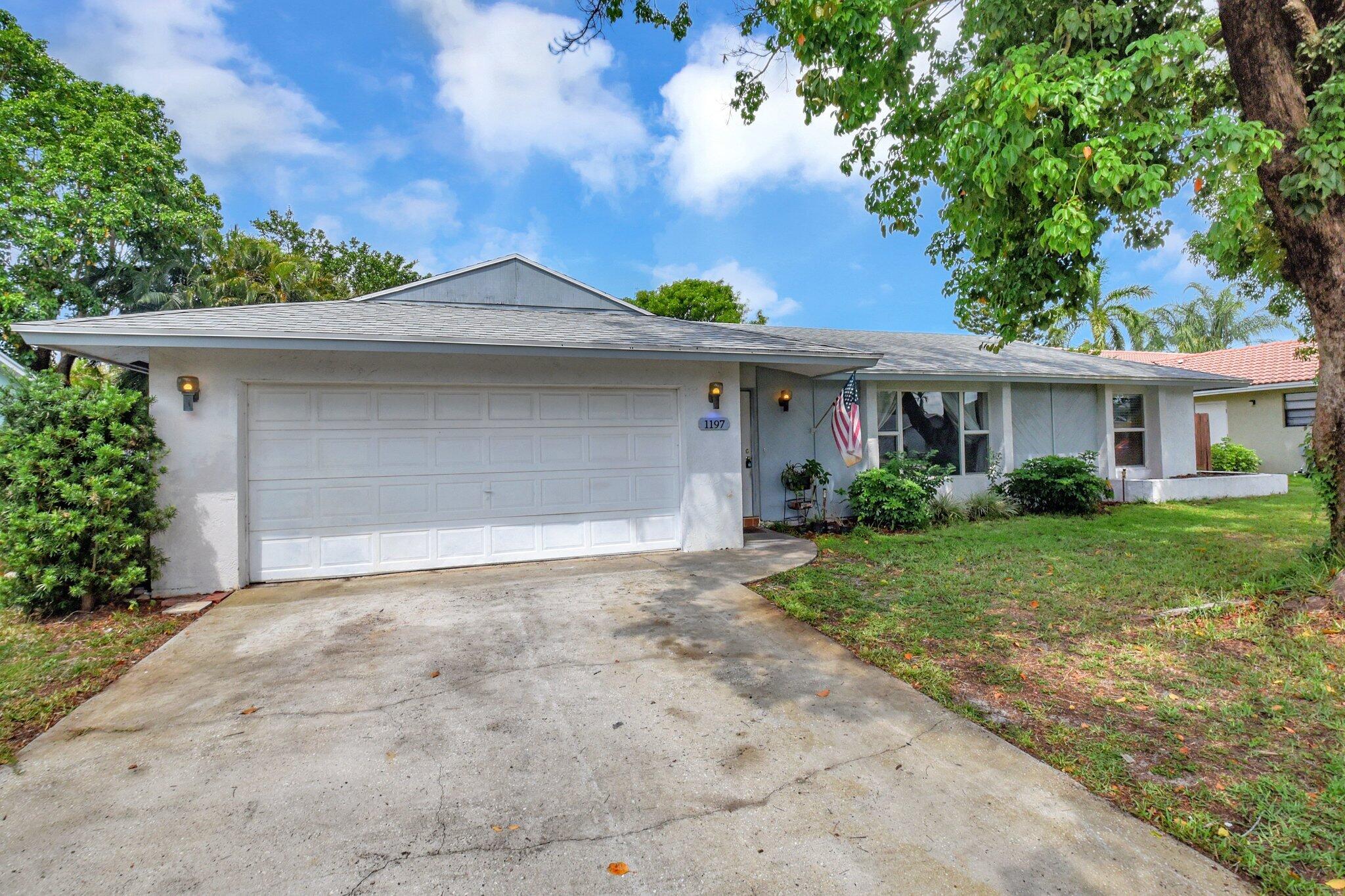 1197 Belmore Terrace, Wellington, Palm Beach County, Florida - 3 Bedrooms  
2 Bathrooms - 