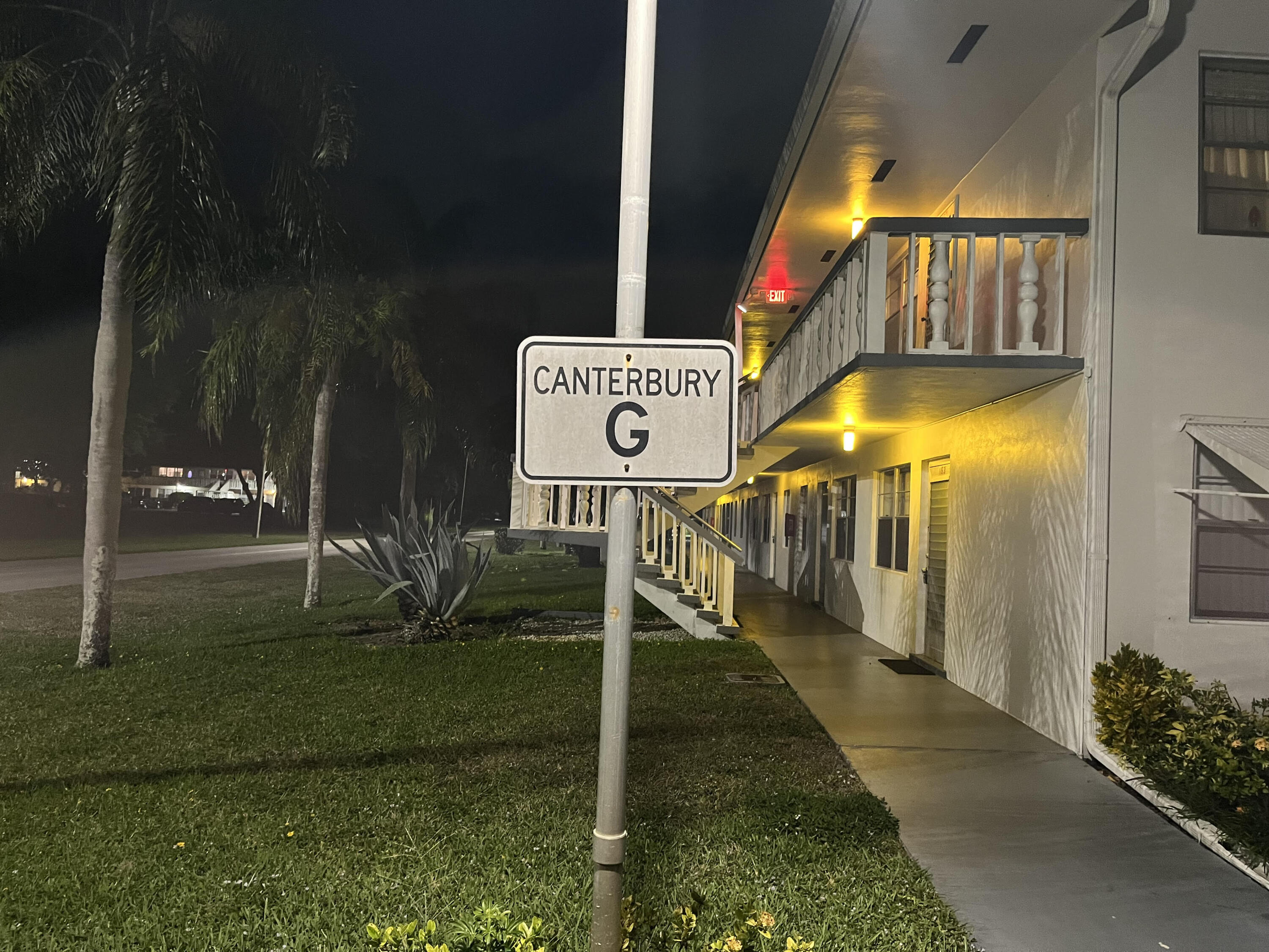 Property for Sale at 166 Canterbury G, West Palm Beach, Palm Beach County, Florida - Bedrooms: 1 
Bathrooms: 1.5  - $107,000