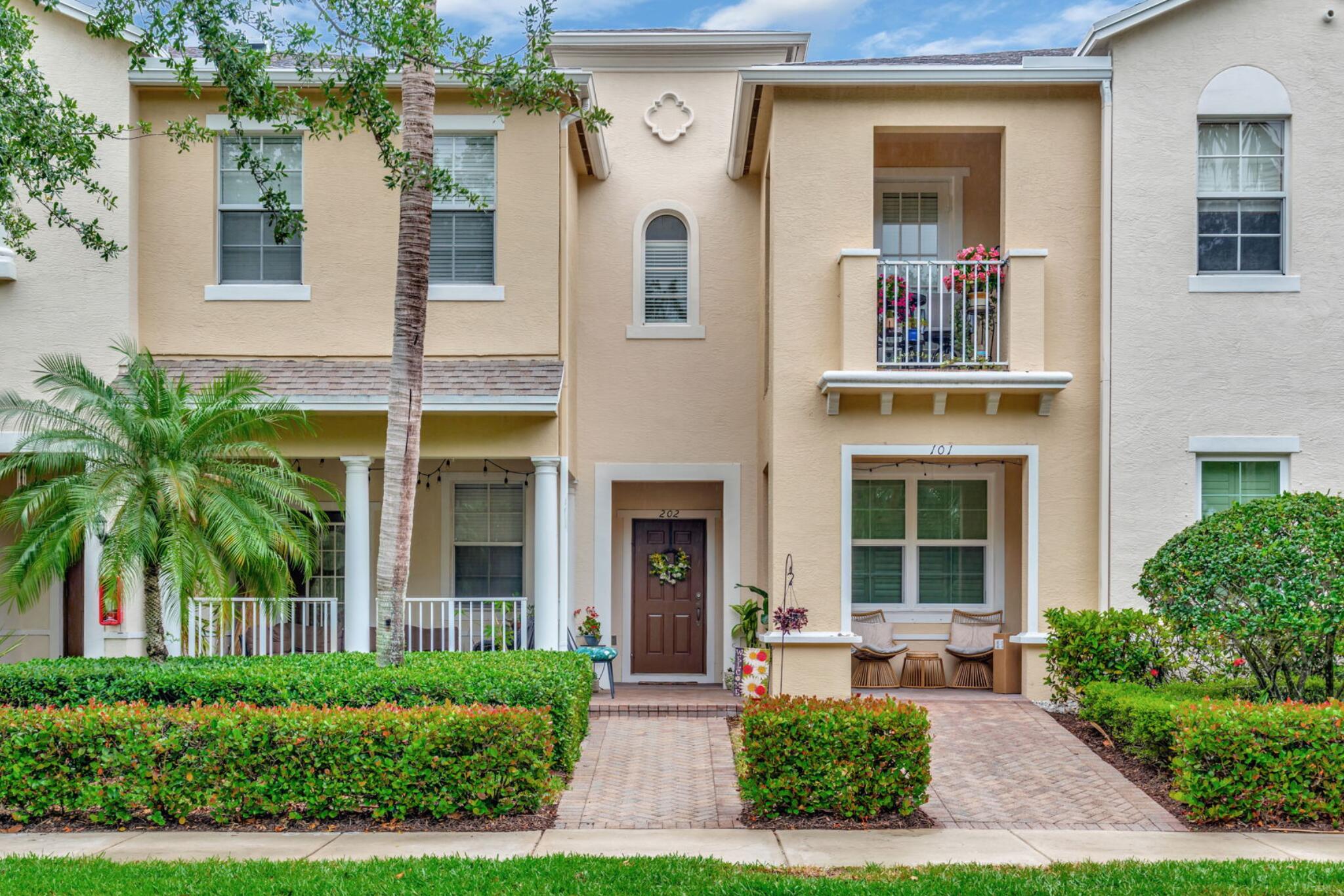 Property for Sale at 341 Indian Creek Parkway 202, Jupiter, Palm Beach County, Florida - Bedrooms: 2 
Bathrooms: 2  - $424,000