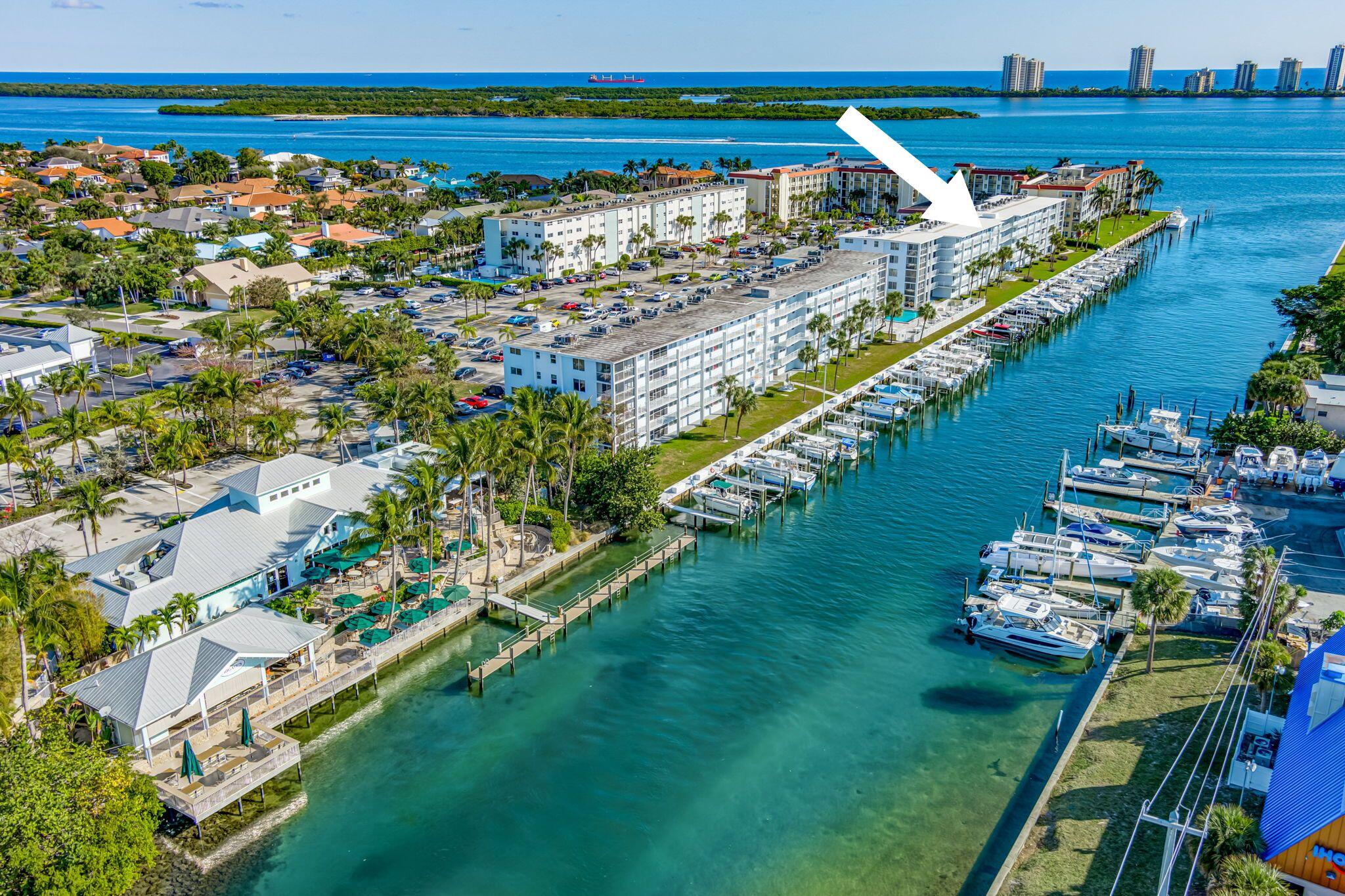 Property for Sale at 104 Paradise Harbour 505 Boulevard 505, North Palm Beach, Miami-Dade County, Florida - Bedrooms: 1 
Bathrooms: 1  - $245,000