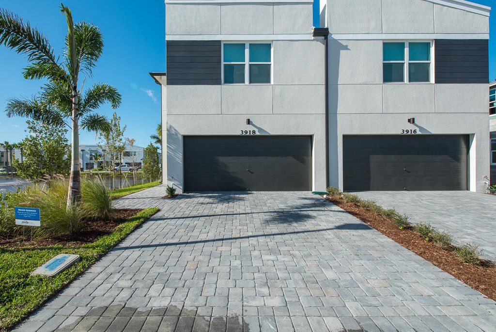 Photo of 3918 SE Mentmore Lane, Stuart, FL 34997 (MLS # RX-11086332)