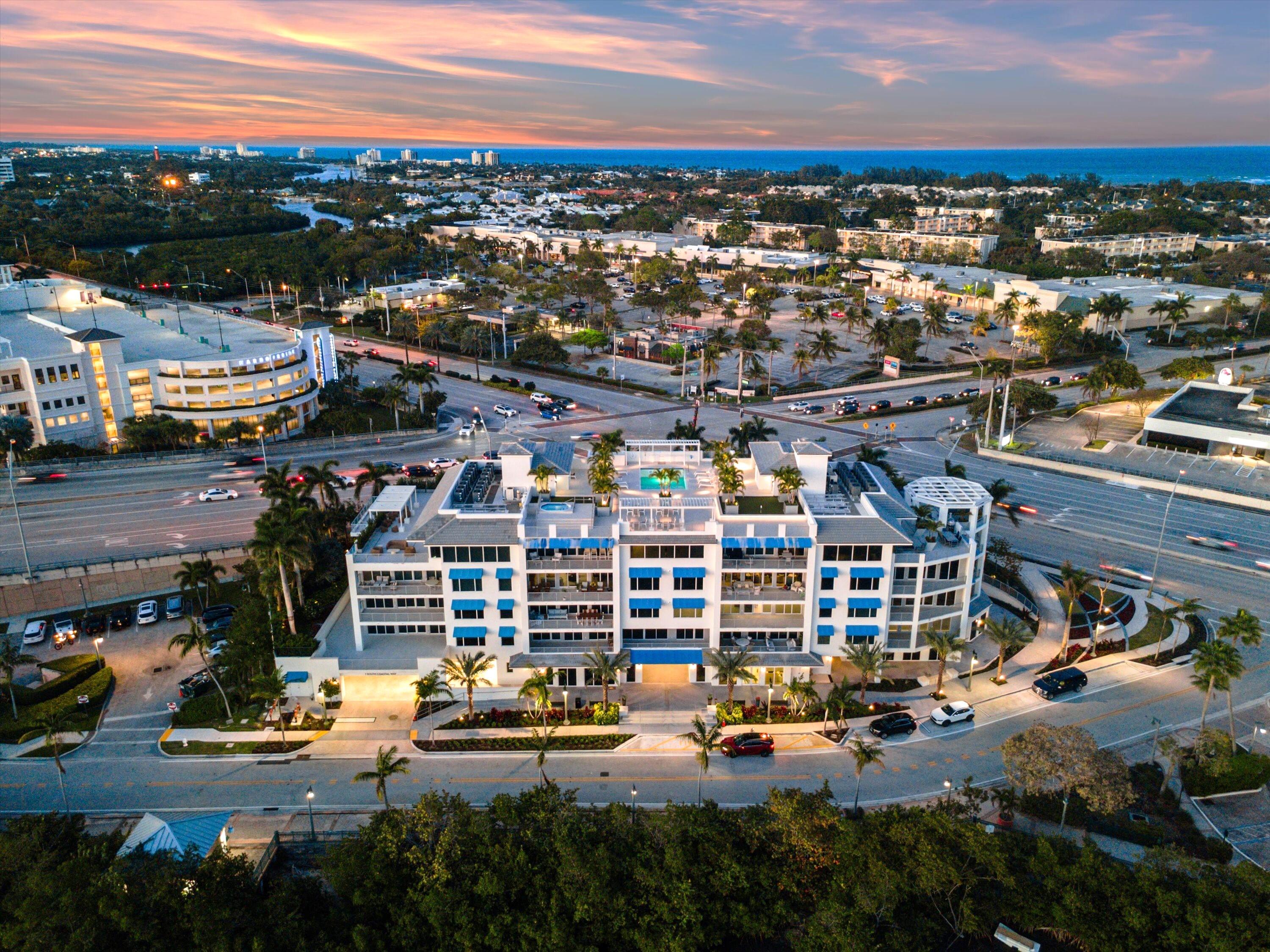 1 S Coastal Way 205, Jupiter, Palm Beach County, Florida - 2 Bedrooms  
2.5 Bathrooms - 